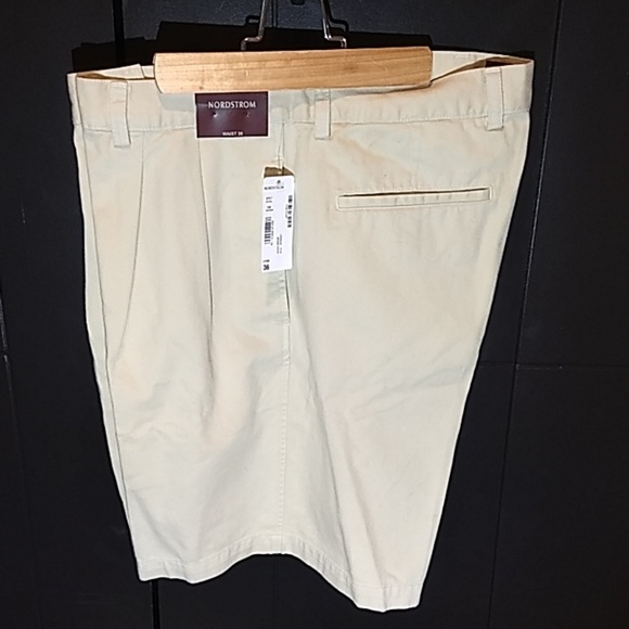 Nordstrom Other - Nordstrom Khaki shorts New with Tags